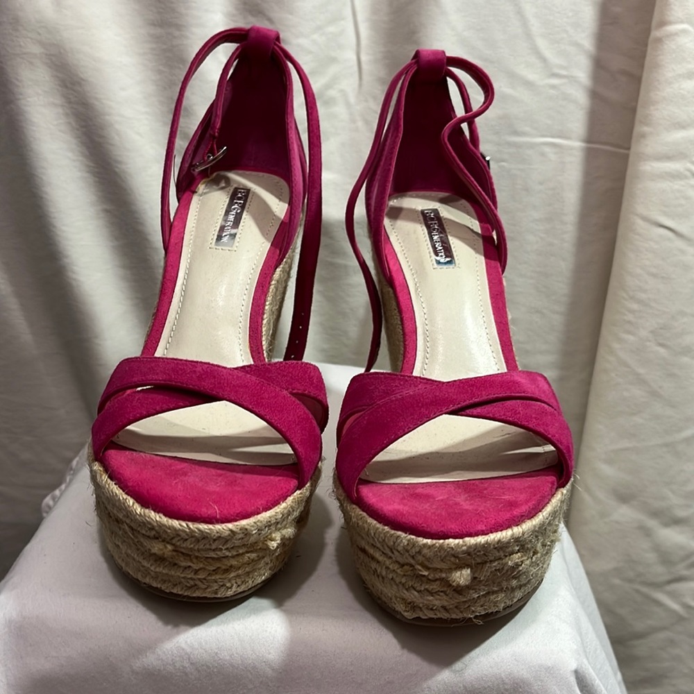 BCBGeneration pink wedge sandals